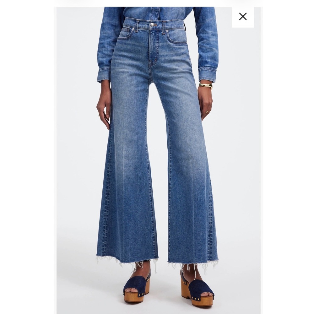 Madewell Flared Wide-Leg Jeans Medium Wash High Rise Raw Hem Size 30